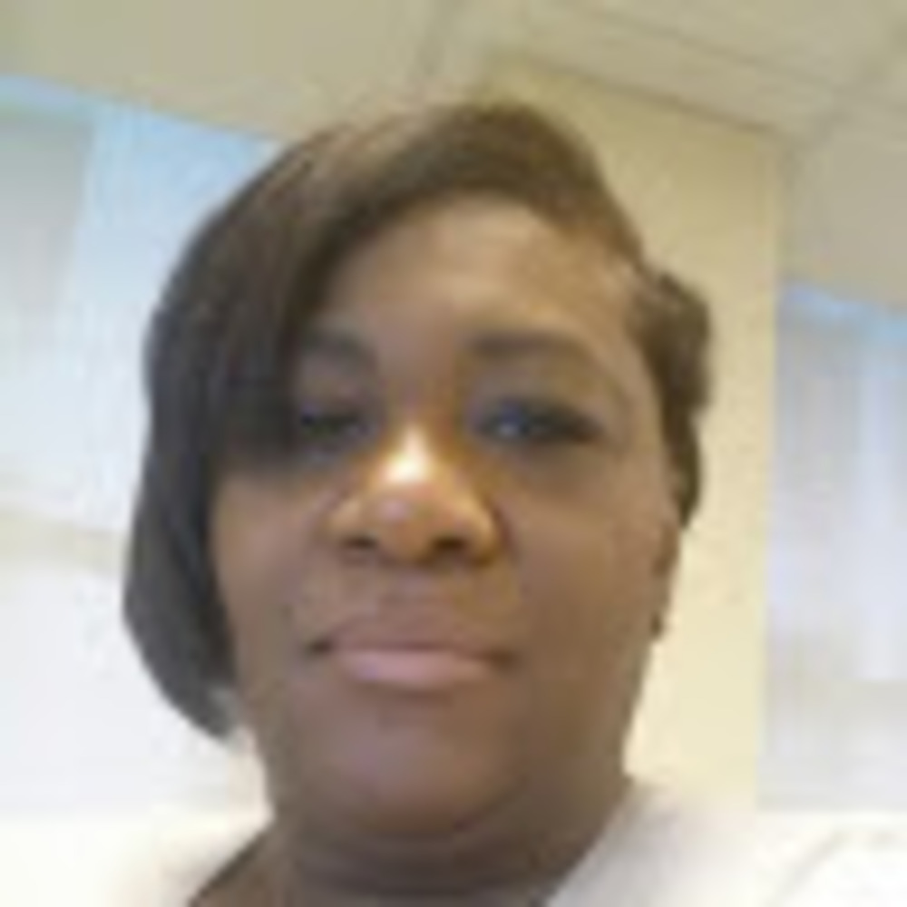 Meet your Posher, Addrienne